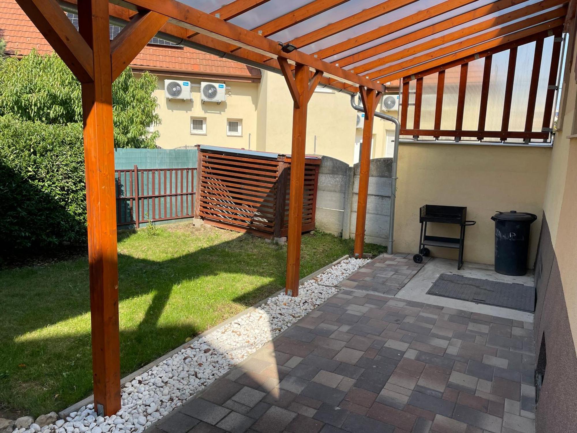 Apartamento Relax Zalaegerszeg Exterior foto