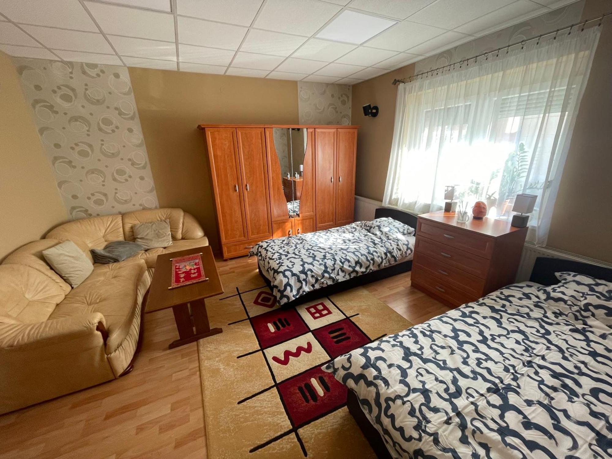 Apartamento Relax Zalaegerszeg Exterior foto